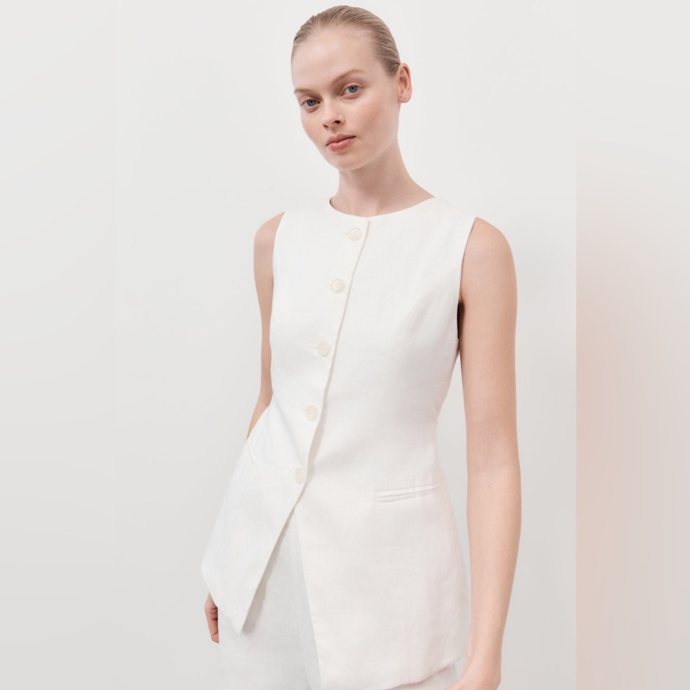 DISSH Linen Vest